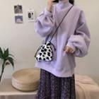 Mock-neck Sweatshirt / Floral Skirt