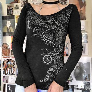 Long Sleeve Chain Detail Floral Printed T-shirt