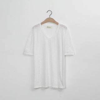 V-neck Elbow-sleeve T-shirt
