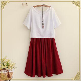 Set: Linen T-shirt + Pleated Skirt