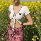Short-sleeve Butterfly Patched Crop Top