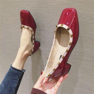 Low-heel Studded Pumps