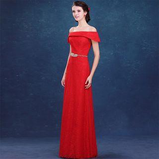 Off-shoulder Sheath Evening Gown