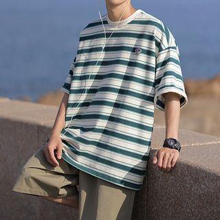 Short Sleeve Applique Stripe T-shirt