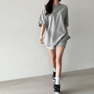 Set: Elbow-sleeve T-shirt + Drawstring-waist Shorts
