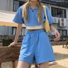 Elbow-sleeve T-shirt / High-waist Wide-leg Shorts / Tank Top