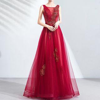Sleeveless Rhinestone Floral Applique A-line Evening Gown