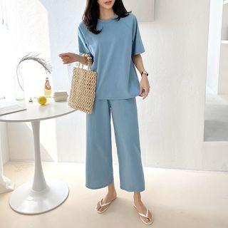 Set: Raglan T-shirt + Wide-leg Pants