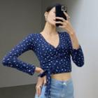Long-sleeve Cropped Floral Print T-shirt