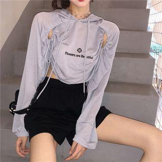 Cropped Lettering Hoodie / Wide-leg Shorts