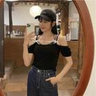 Short-sleeve Cold-shoulder Bow Cropped T-shirt