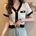 Short Sleeve Buttoned Crop T-shirt