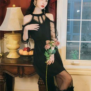 Cold Shoulder 3/4-sleeve Maxi Dress