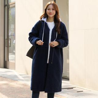 Contrast-hooded Sherpa-fleece Zip-up Coat
