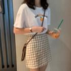 Short-sleeve Print T-shirt / Plaid Mini Skirt