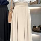 Short-sleeve Shirt / High Waist A-line Skirt