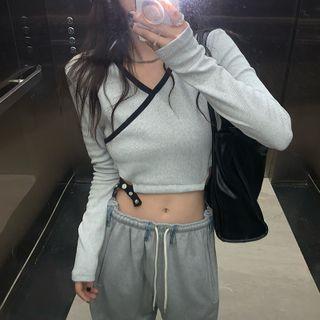 Long-sleeve Cutout Crop Top Gray - One Size
