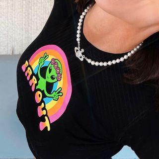 Short-sleeve Alien Print Crop T-shirt