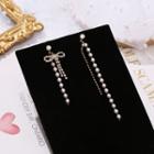 Non-matching Rhinestone Bow Faux Pearl Fringed Earring Gold - One Size