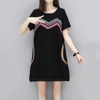 Embroidered Short Sleeve V-neck Dress