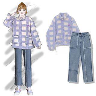 Plaid Zipped Jacket / Wide-leg Jeans