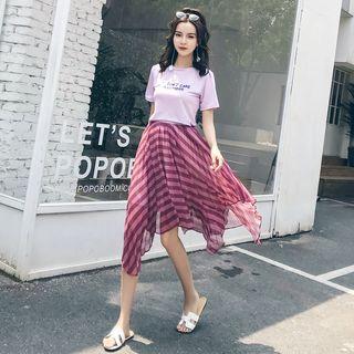 Set: Lettering Short-sleeve T-shirt + Asymmetric Pleated Skirt