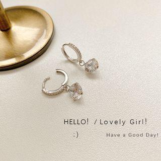Rhinestone Alloy Dangle Earring E4107 - 1 Pair - Silver - One Size
