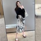 Cutout-shoulder Loose-fit Light T-shirt / Details Printed Midi Skirt