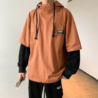 Mock Two-piece Label Applique Hoodie