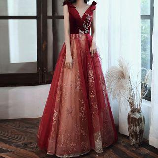 Sleeveless Lace-up A-line Evening Gown