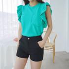 Sleeveless Pocket-front Colored Frilled Top