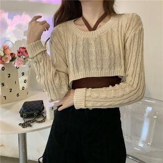 Halter Top / Cable Knit Cropped Sweater