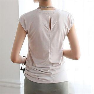 Cap-sleeve Slit-back T-shirt