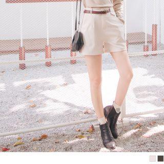 Belt-waist Plain A-line Shorts