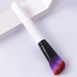 Angled Makeup Brush T01513 - White - One Size