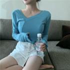 V-neck Asymmetric T-shirt