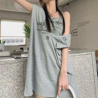 Set: Halter Lettering Cropped Camisole Top + Tank Top Gray - One Size