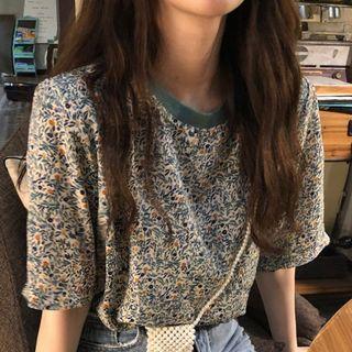 Leaf Print Short-sleeve T-shirt Green Neck - Beige - One Size
