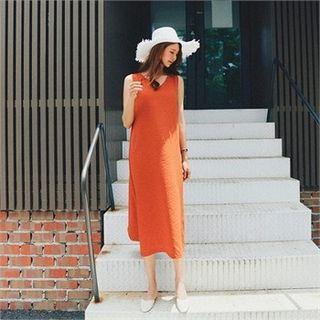 V-neck Sleeveless Long Shift Dress
