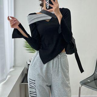 Asymmetric Contrast-strap Slit-detail Top Black - One Size