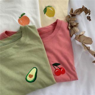 Embroidered Short-sleeve T-shirt / Plaid High-waist Pleated Skirt
