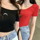 Moon Print Short-sleeve Slim-fit Top