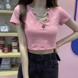 Embroidered Short-sleeve Chain Cropped T-shirt