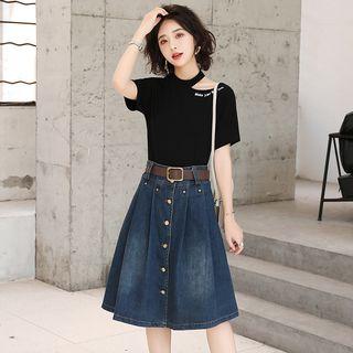 Set: Cutout Lettering Short Sleeve Top + Denim Buttoned A-line Skirt