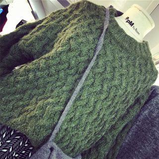 Plain Cable Knit Sweater