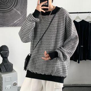 Round Neck Check Sweatshirt