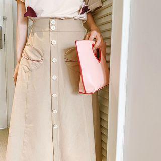 Heart Printed T-shirt / High-waist Button Midi Skirt