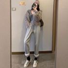 U-neck T-shirt / High-waist Harem Pants