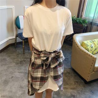 Set: Short-sleeve Long T-shirt + Plaid Lace-up Skirt