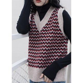 Chevron Stripe V-neck Sweater Vest